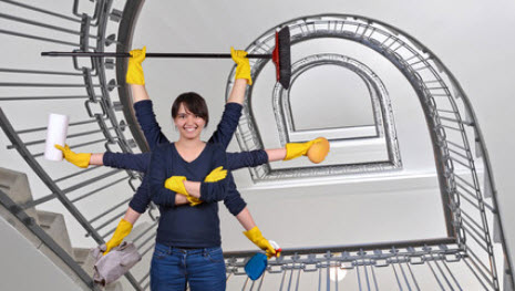 Limpieza de escaleras en comunidad de vecinos